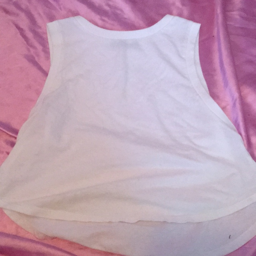 Forever 21 cropped muscle tee